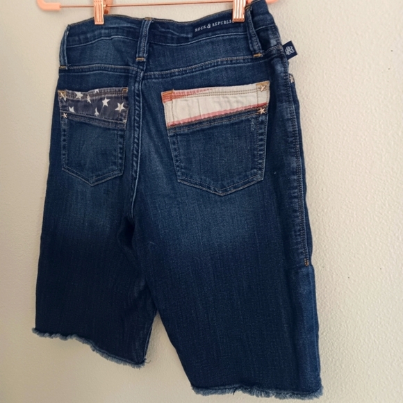 Rock & Republic Hula Flag "Fourth of July " frayed hem Denim Shorts sz.8 - Picture 8 of 10